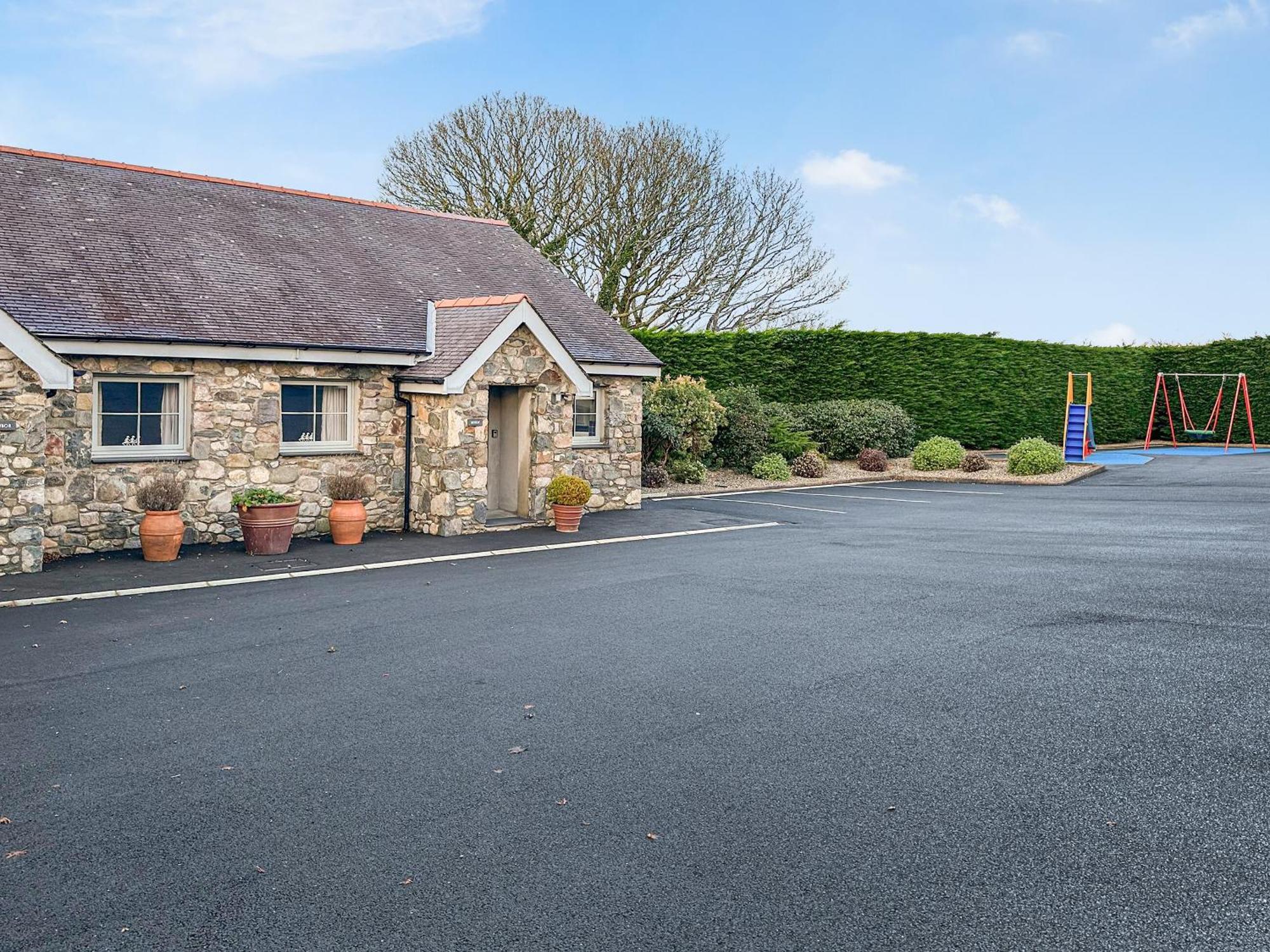 Bwthyn - Uk31387 Villa Caeathro Bagian luar foto